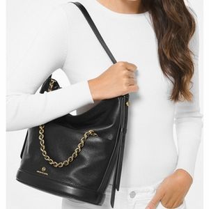 ❗SALE❗Michael Kors Shoulder Bag